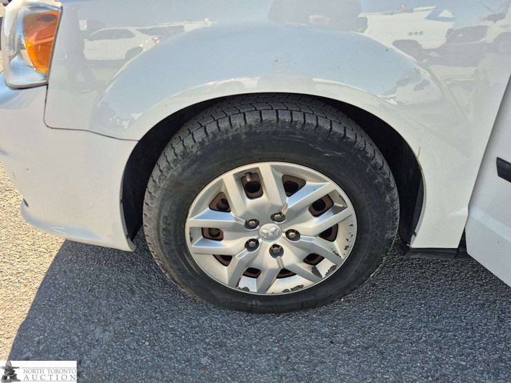 2015-ram-c/v-image-19