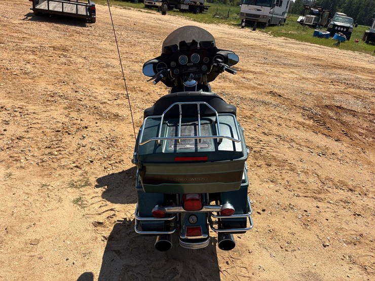 2002-harley-davidson-classic-motorcycle-(64,181-miles)-image-6