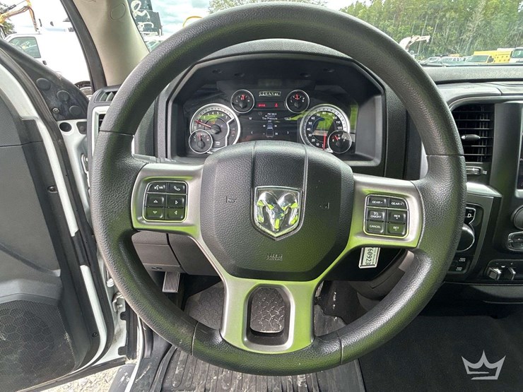 2022-dodge-1500-image-14