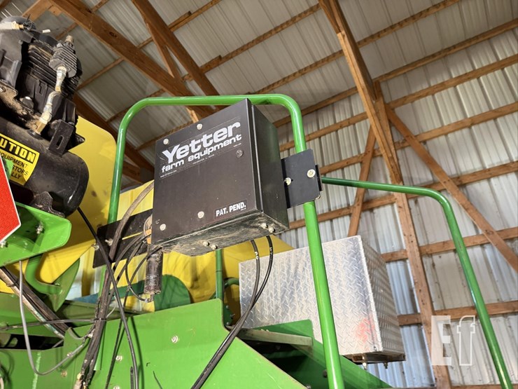 2013-john-deere-db60-image-45