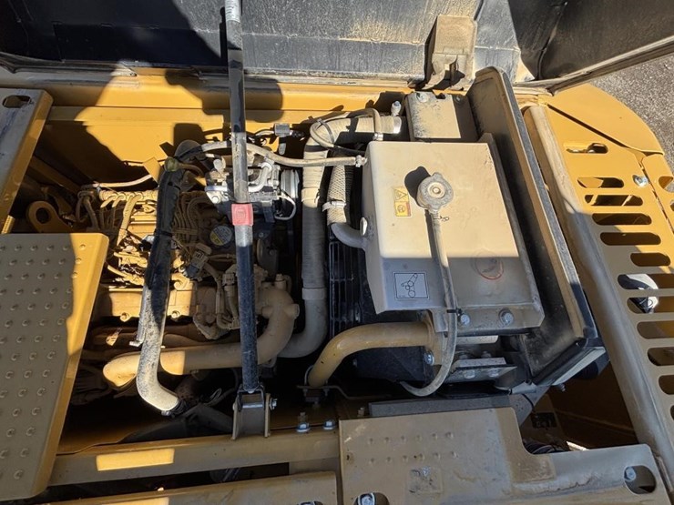 2020-caterpillar-313flgc-image-65