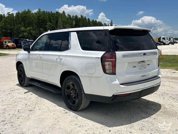 2022-chevrolet-tahoe-image-3