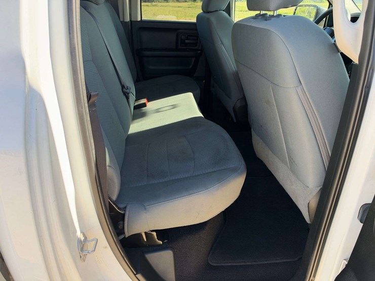 2017-dodge-1500-image-15
