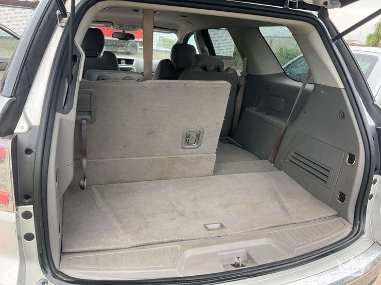 2014-gmc-acadia-image-25