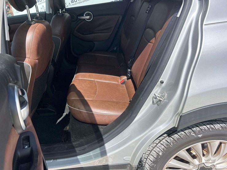 2016-fiat-500x-hatchback-image-18