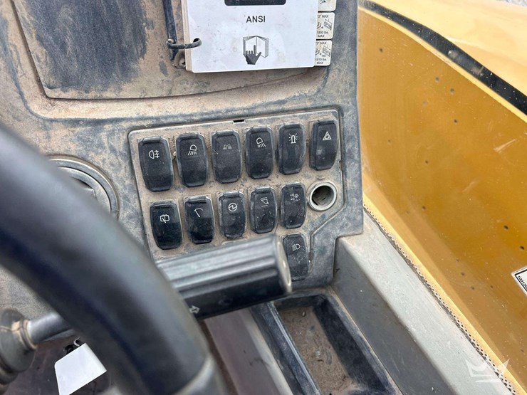 2019-caterpillar-th514d-image-20