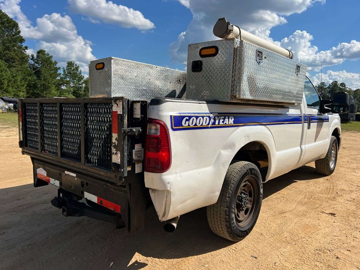 2015-ford-f250-image-3