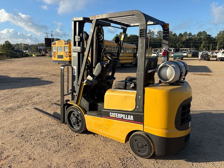 caterpillar-gc25k-image-2