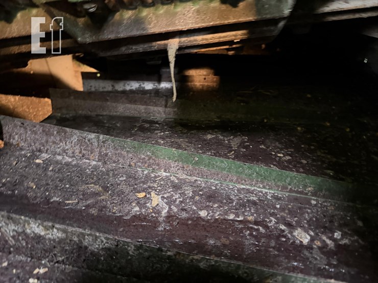 2011-john-deere-9770-sts-image-25
