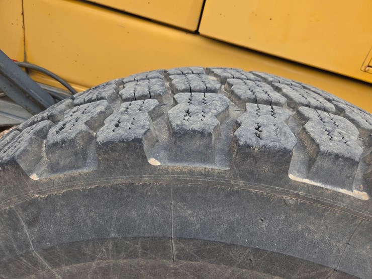 deere-772bh-image-77