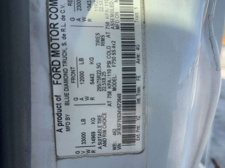 2004-ford-f750-image-32