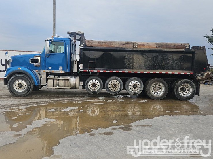 2019-freightliner-122sd-image-3