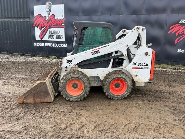 2016-bobcat-s570-image-3