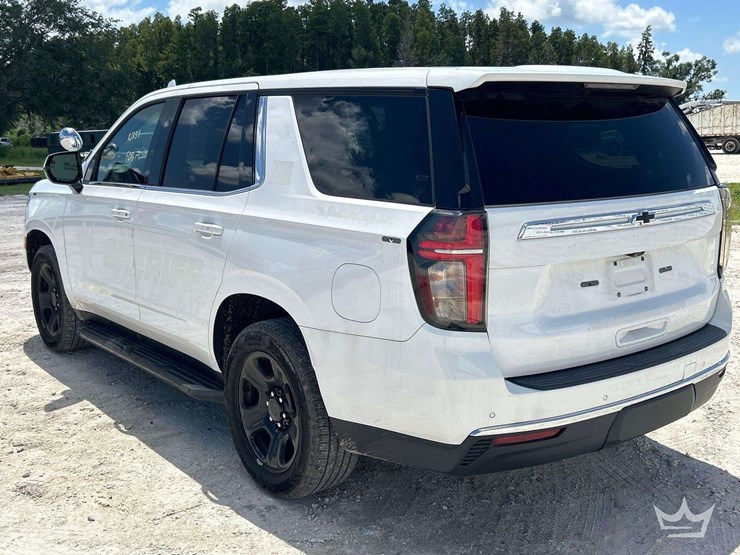 2022-chevrolet-tahoe-image-4