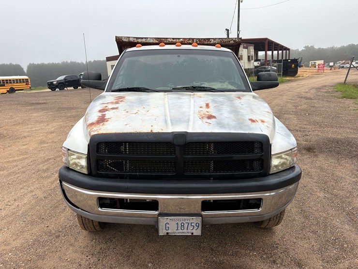 2001-dodge-ram-3500-image-6