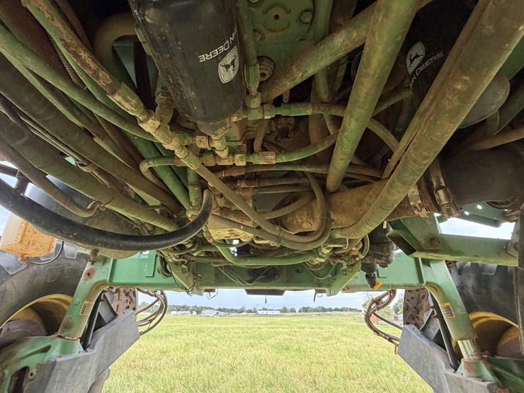 2010-john-deere-4830-image-39