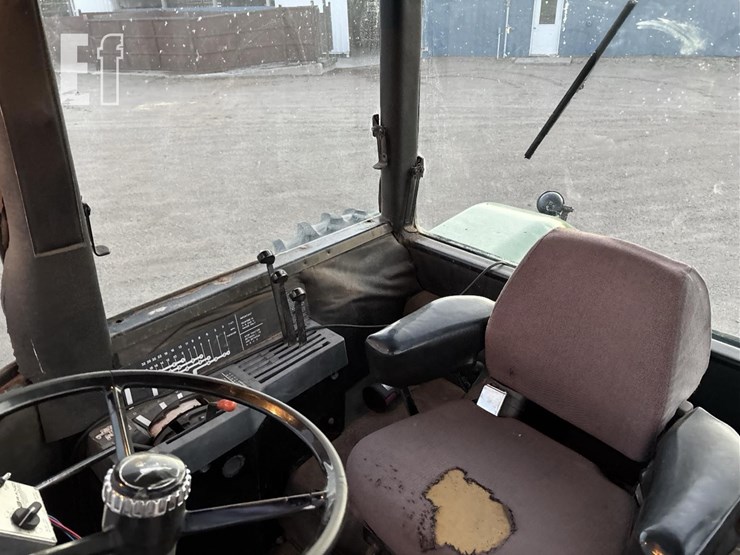 1979-john-deere-8640-image-36