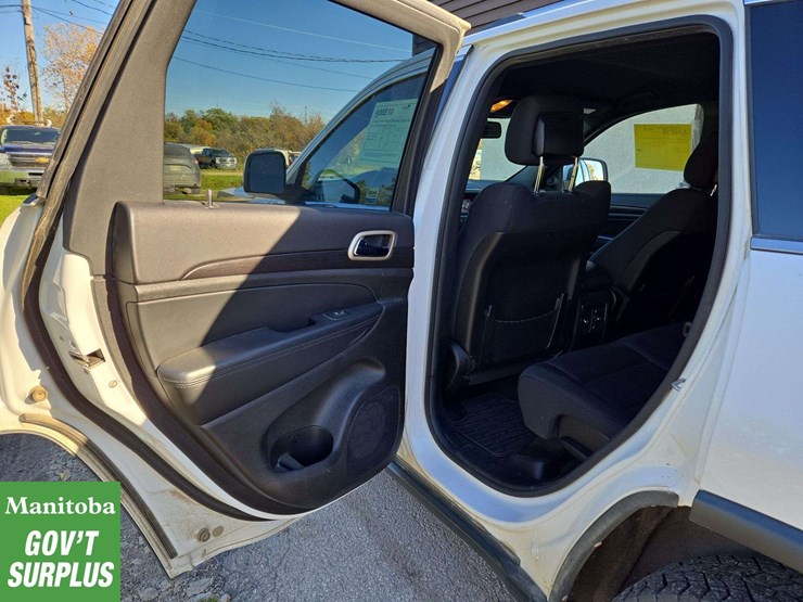 2014-jeep-grand-cherokee-image-22