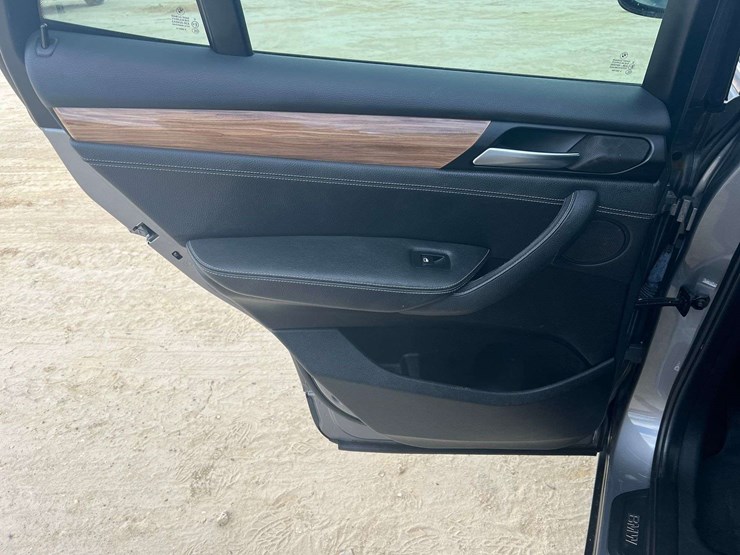 2013-bmw-x3-image-14