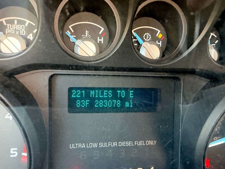 2012-ford-f550-image-26