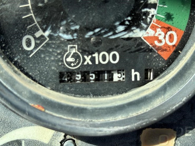 1988-deere-310c-image-57