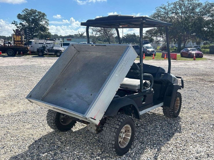 2018-club-car-carryall-1500-4x4-diesel-utility-cart-image-3