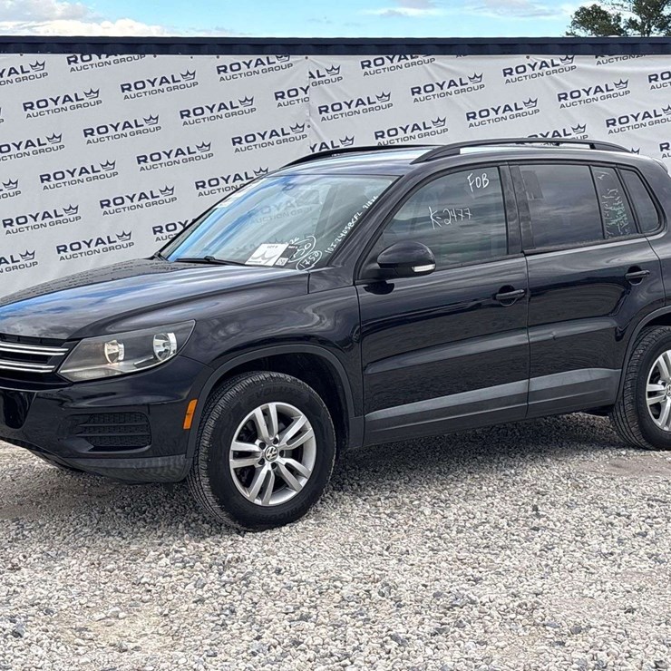 2016 VOLKSWAGEN TIGUAN