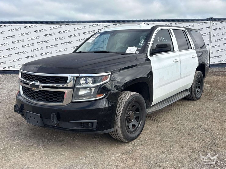 2015-chevrolet-tahoe-image-1
