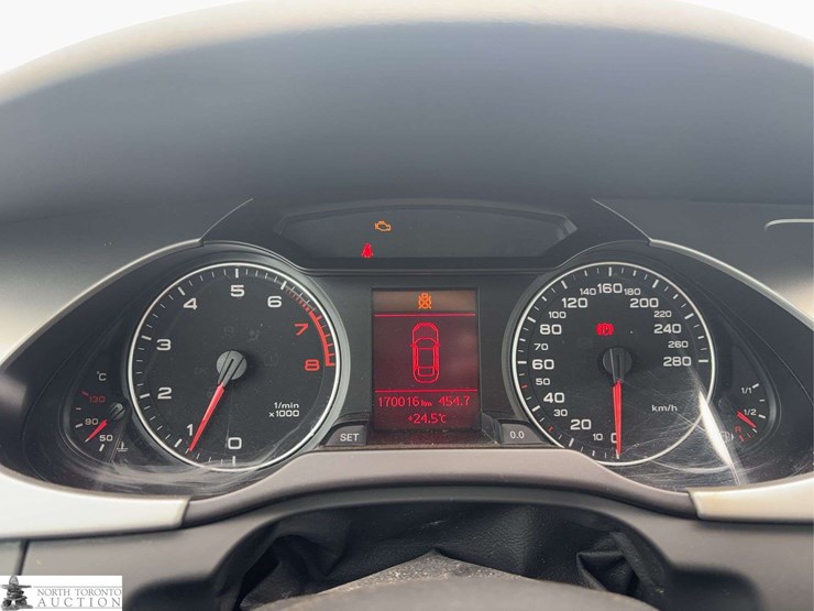 2009-audi-a4-image-11