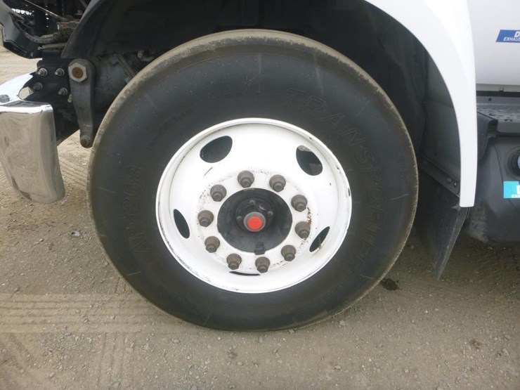 2016-ford-f650-xlt-image-23