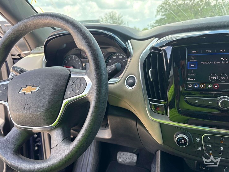 2022-chevrolet-traverse-image-15