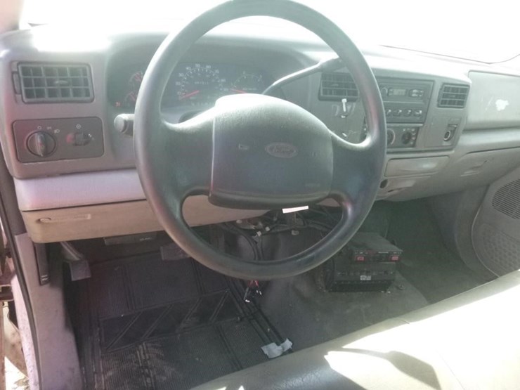 2001-ford-f450-image-14