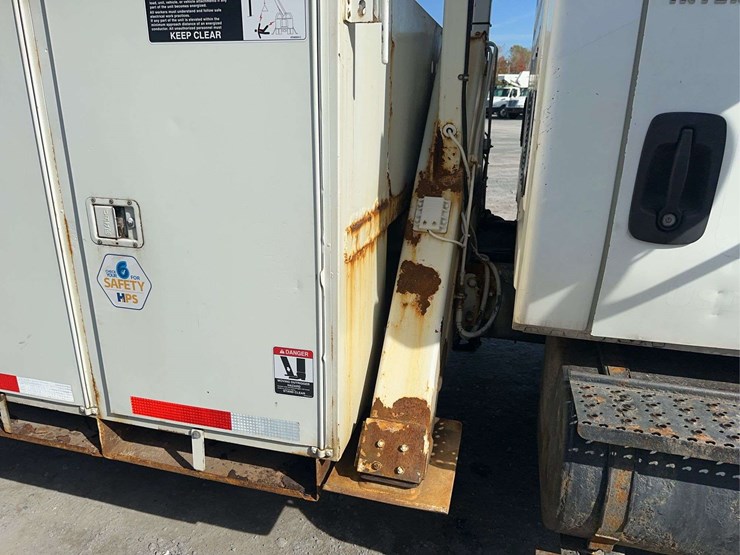 2003-international-durastar-4300-image-14