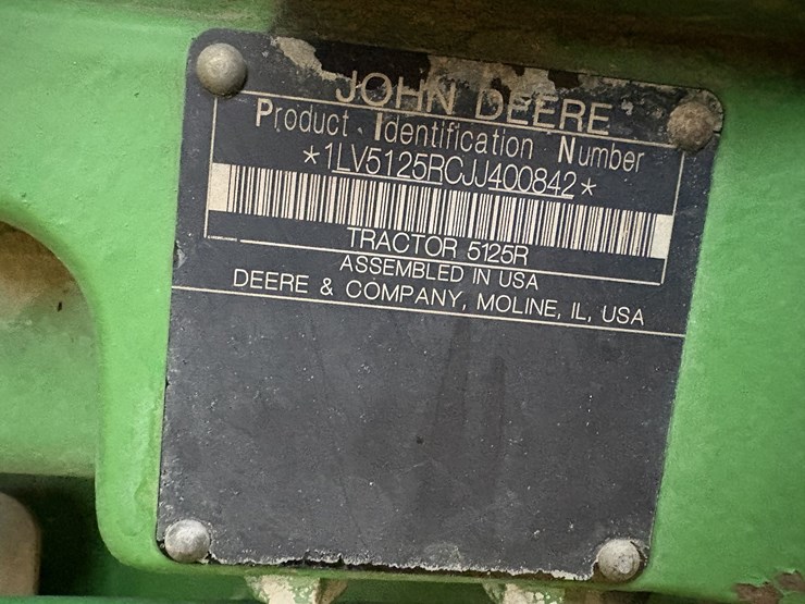 2018-john-deere-5125r-image-21