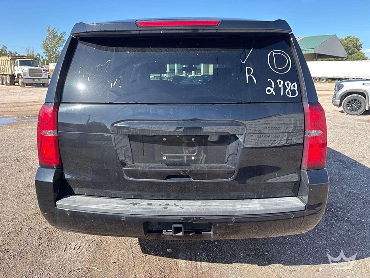 2019-chevrolet-tahoe-image-26