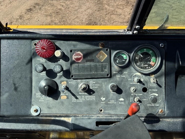 1988-deere-310c-image-38