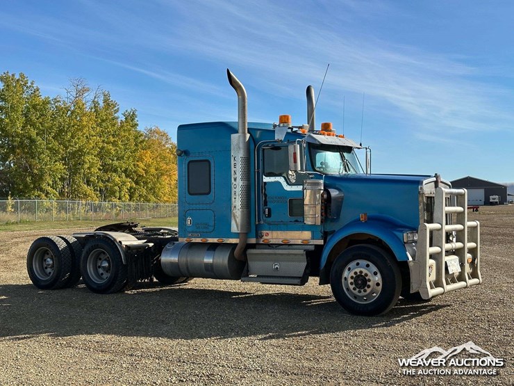 2006-kenworth-w900-image-2