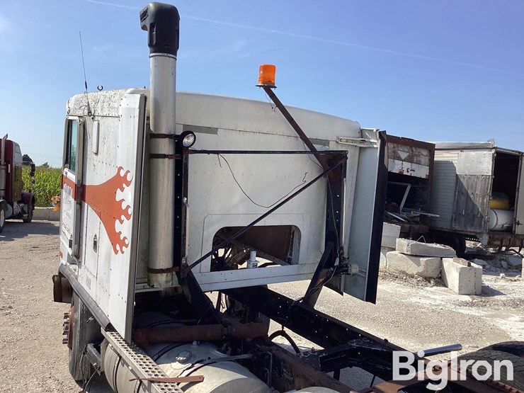 1996-kenworth-k100e-image-9