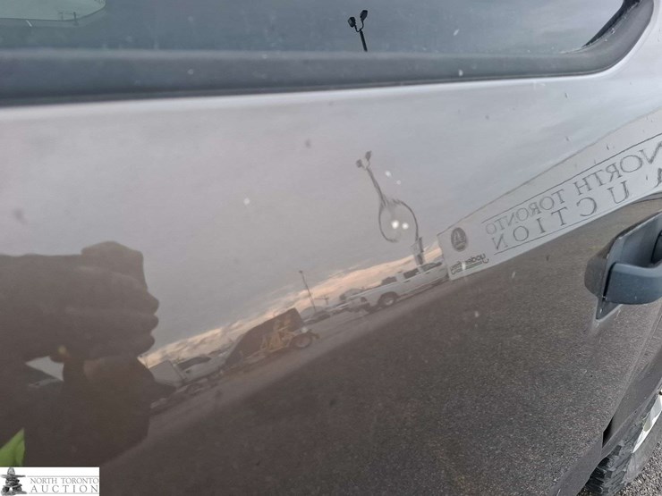 2017-ford-f150-image-21