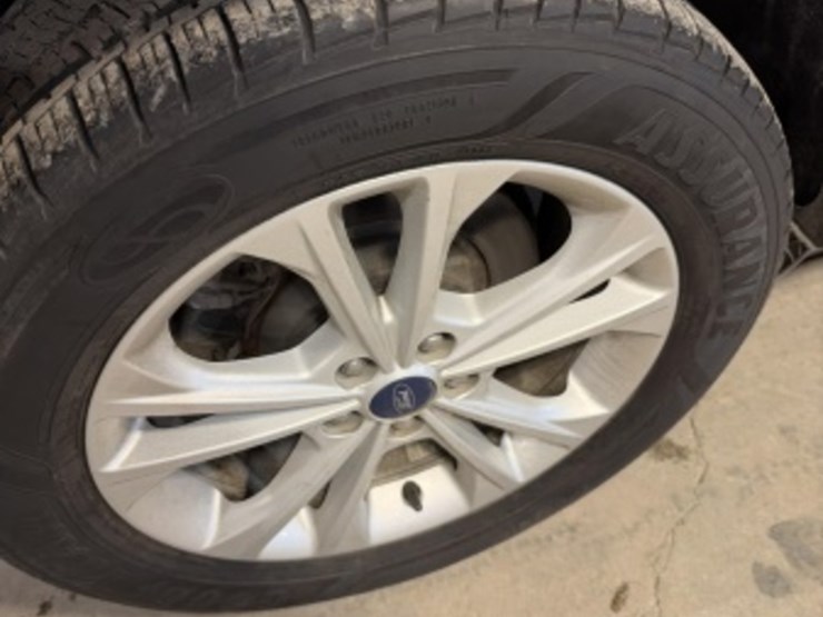 2018-ford-escape-se-image-10
