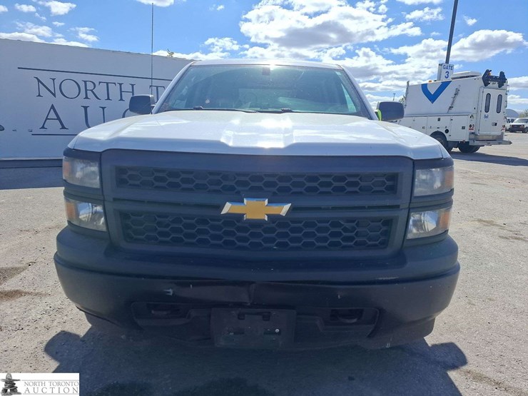 2014-chevrolet-silverado-1500-image-2