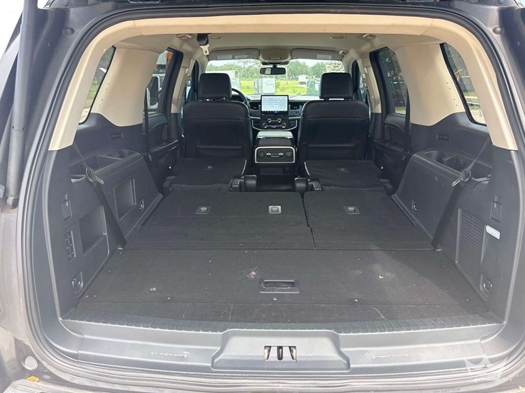 2023-ford-expedition-image-23