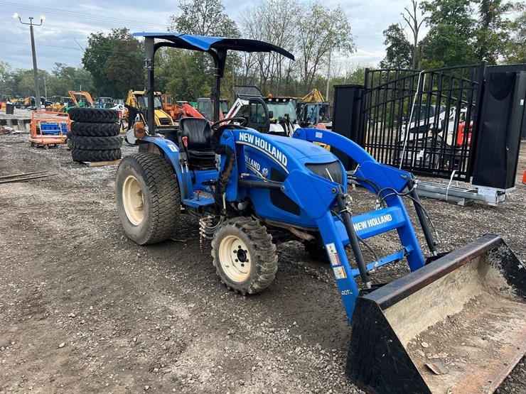 2015-new-holland-workmaster-33-image-8