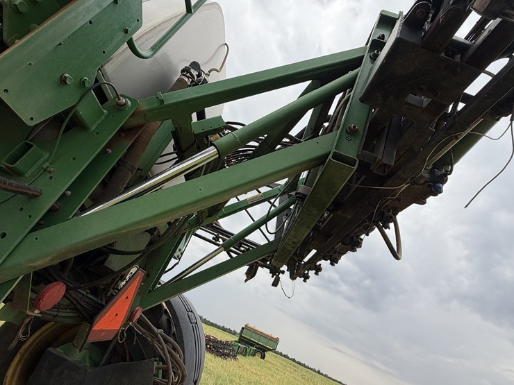 2010-john-deere-4830-image-28