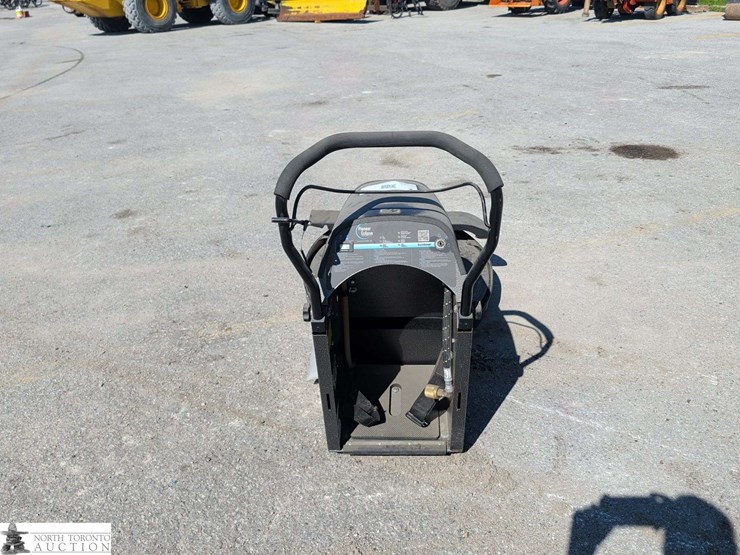 non-operable-2018-power-eclipse-440bu-floor-scrubber-image-6