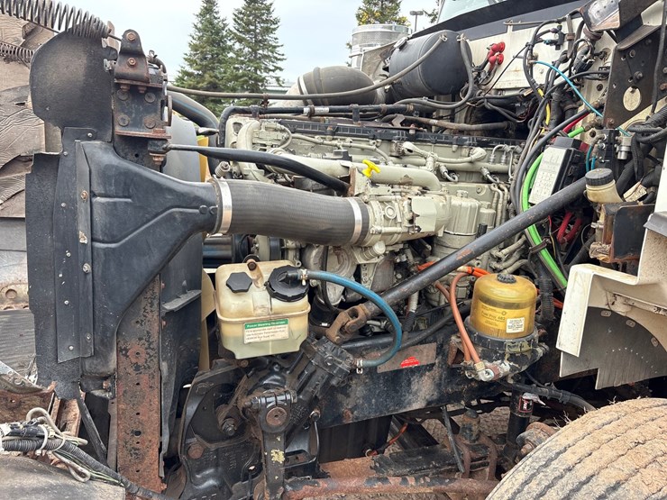 2013-western-star-4900sa-image-27