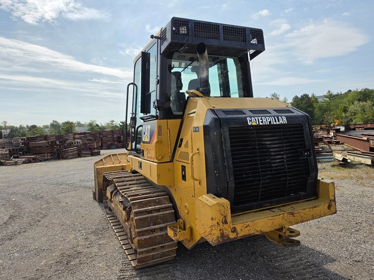 2007-caterpillar-953d-image-9