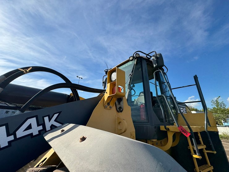 deere-744k-image-40