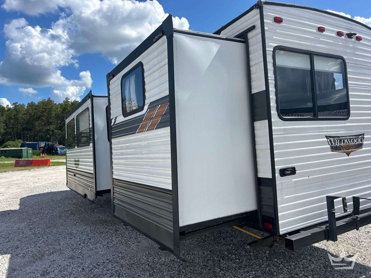 2022-forest-river-wildwood-t/a-travel-trailer-image-16