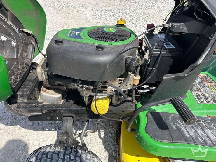 2019-john-deere-e100-42in-riding-mower-image-8